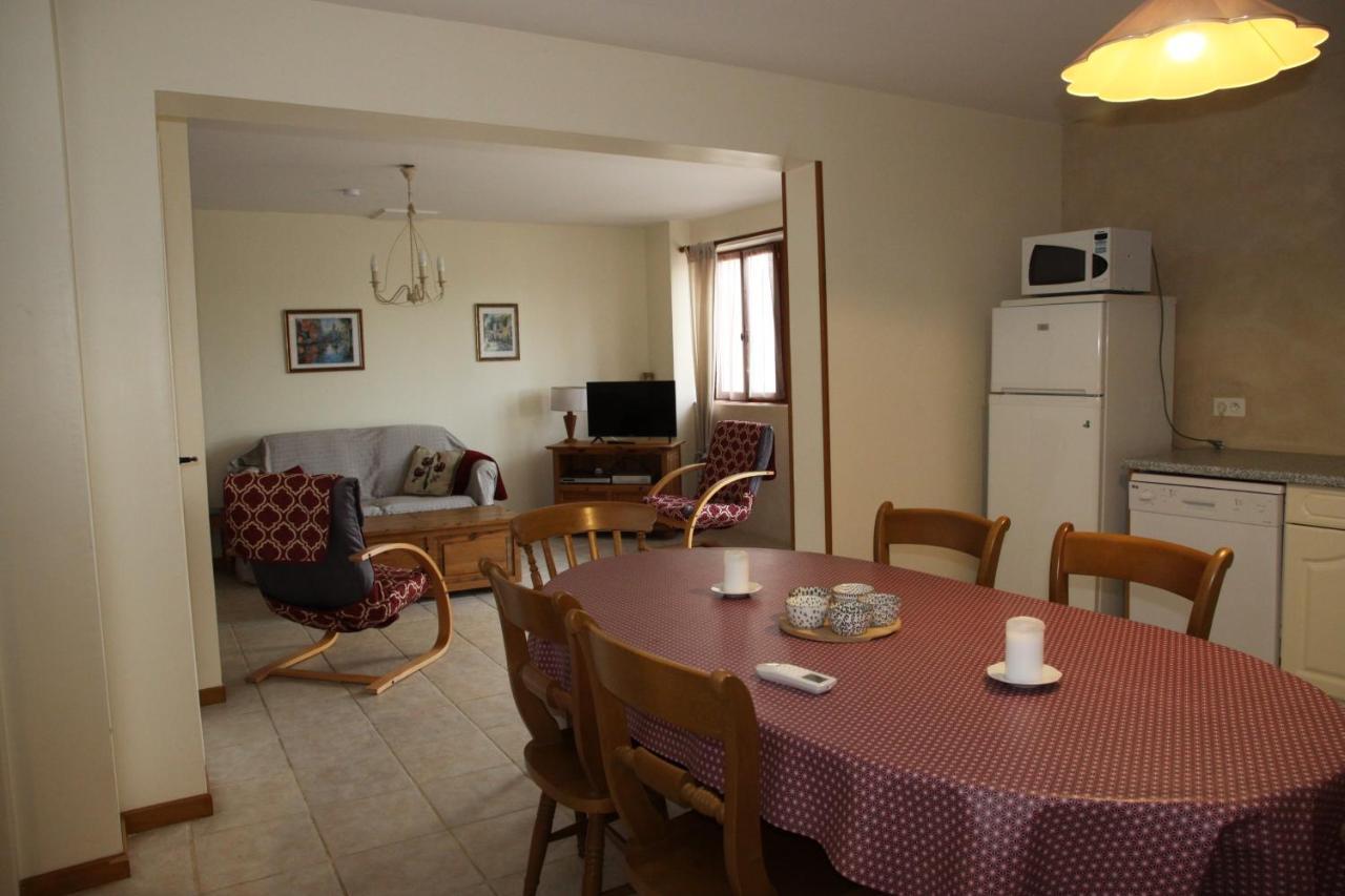 Gites & Chambres D'Hotes Peyrecout Laparrouquial Екстер'єр фото