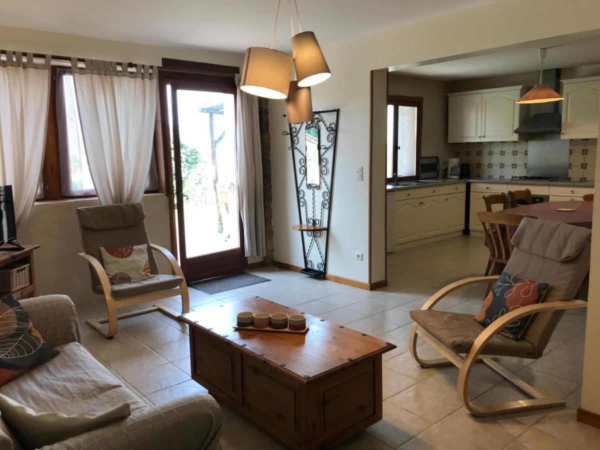 Gites & Chambres D'Hotes Peyrecout Laparrouquial Екстер'єр фото