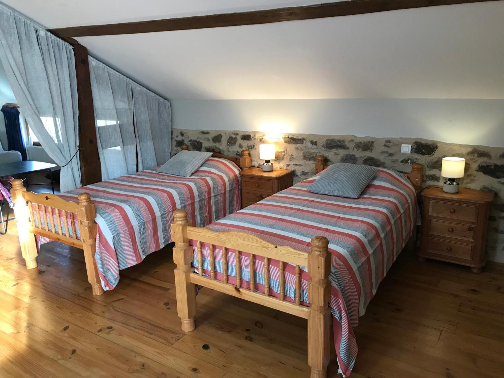 Gites & Chambres D'Hotes Peyrecout Laparrouquial Екстер'єр фото